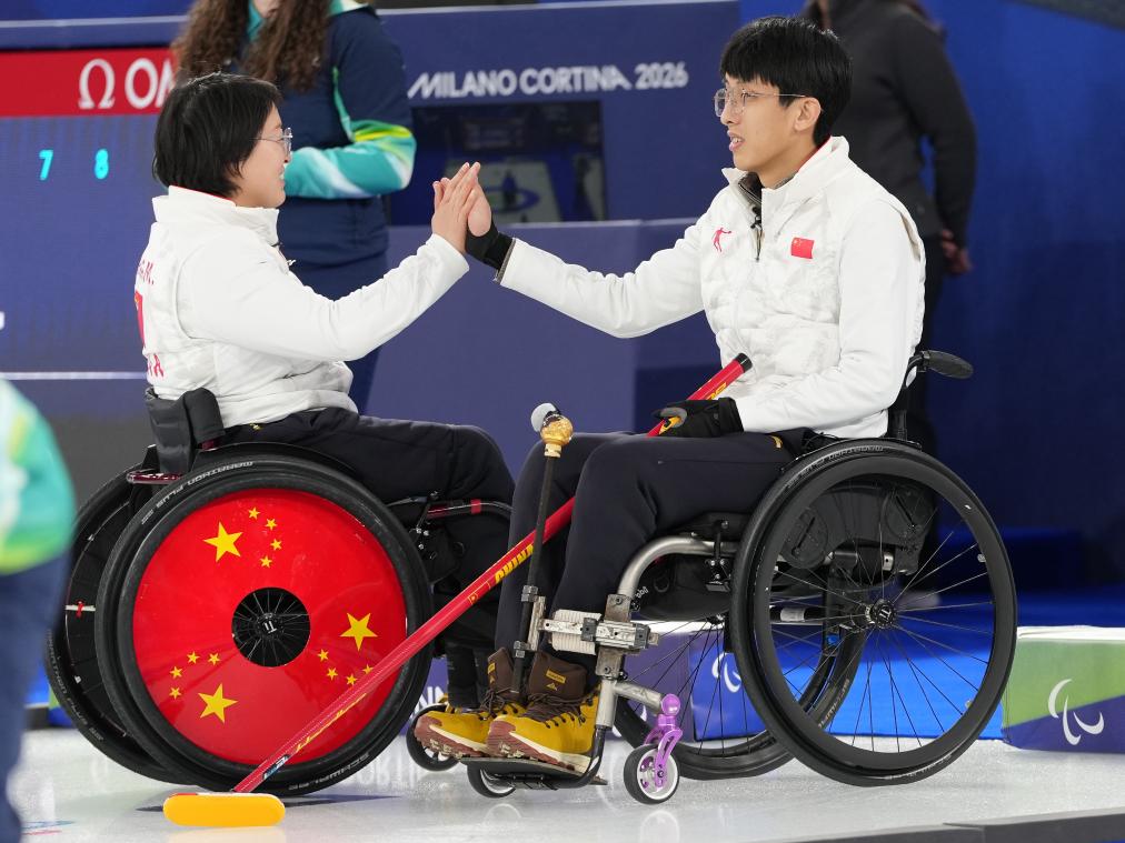 �������а»Ὺ�� �й������α�����˫����...