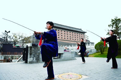 ��ǽ�µ���������