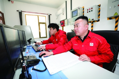 ��������ɶ��λ�����ðѱ�ְ�����ɺá� �������ӳ�ʯ�����﹫˾����һ��ά�޲�������ΰ