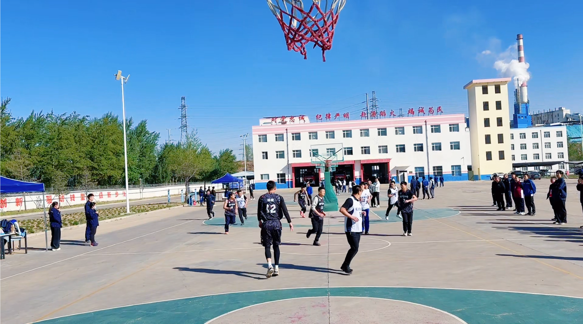 �����¡�����  ӭ���������� ��ľú������Ԫ��˾�ٰ�ӭ����һ��ְ��������