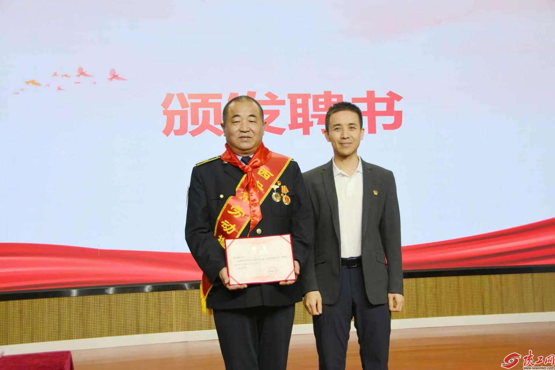 ������ģ��У԰  �����������³�