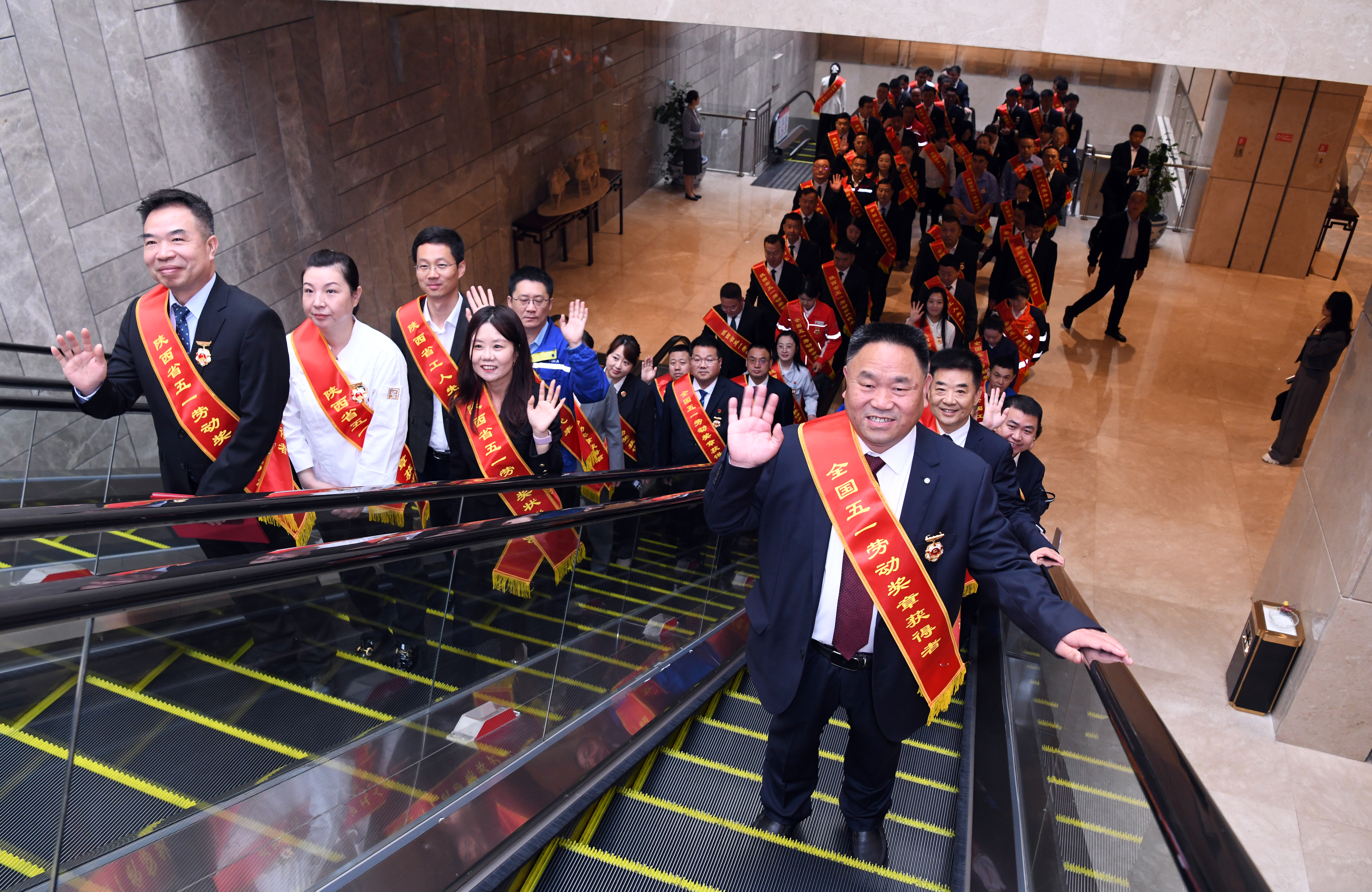 ����ʡ��ף����һ�������Ͷ����߱��ô�ᣨ�ֳ�ͼ1��