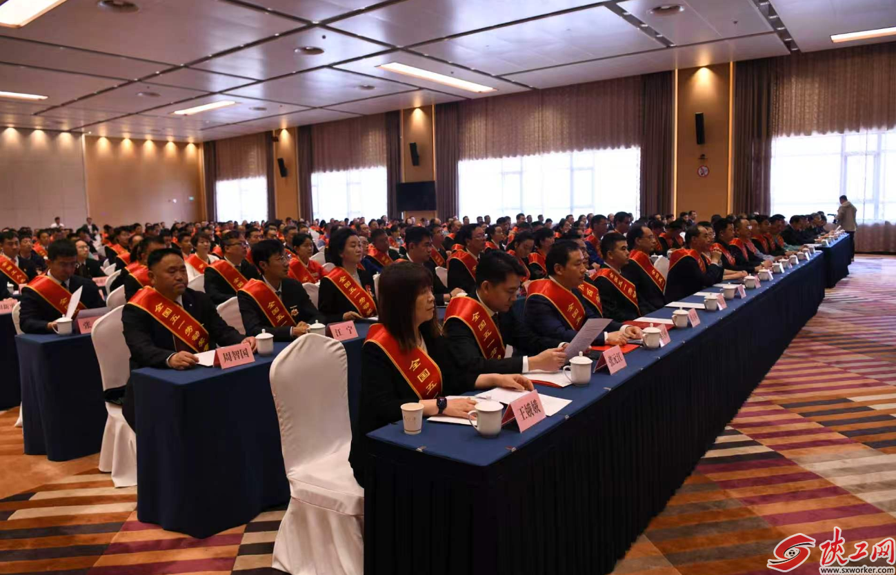 ����ʡ��ף����һ�������Ͷ����߱��ô�ᣨ�ֳ�ͼ5��